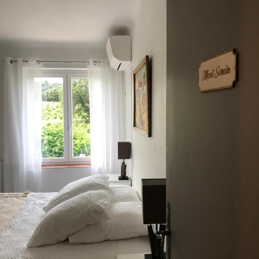 Chambres D'Hotes Et Gites Le Mas Mellou 오랑주 외부 사진