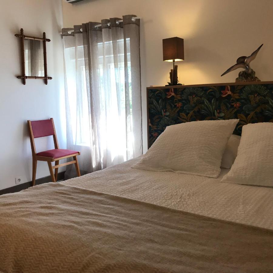 Chambres D'Hotes Et Gites Le Mas Mellou 오랑주 외부 사진
